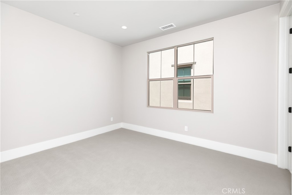 127 Oakstone