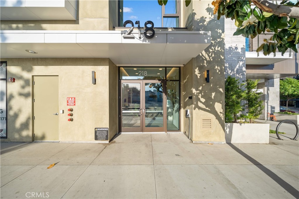 709 E Walnut Street 227
