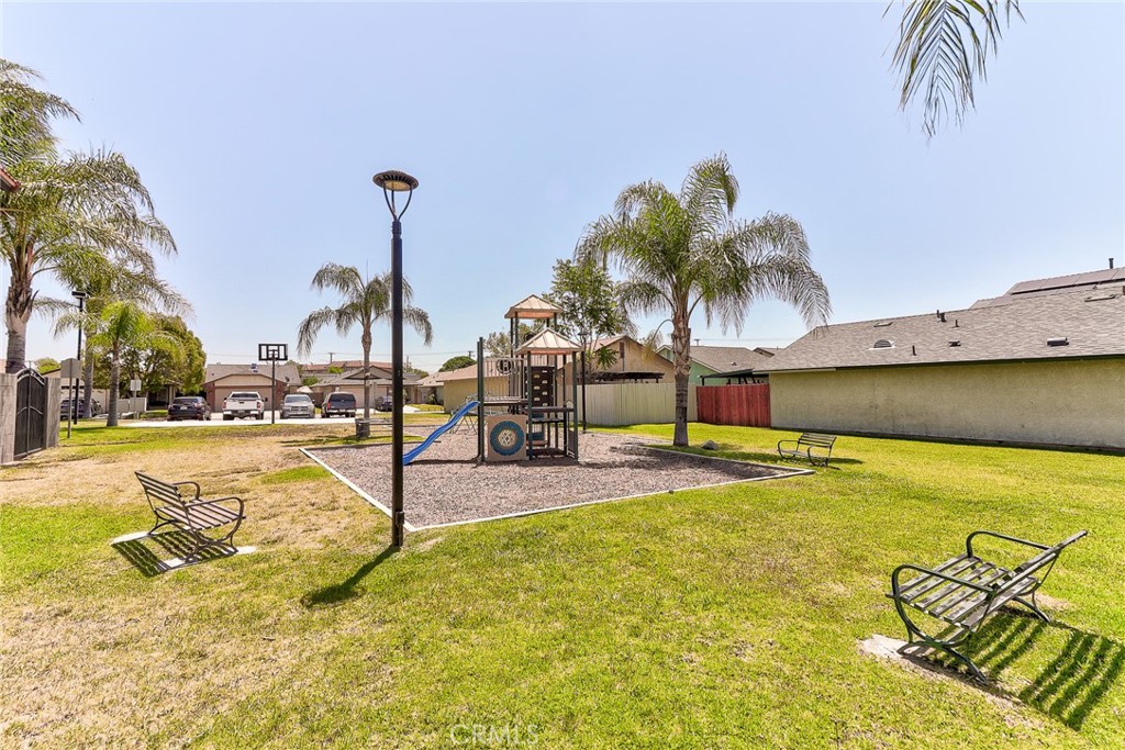 8936 summerwood way