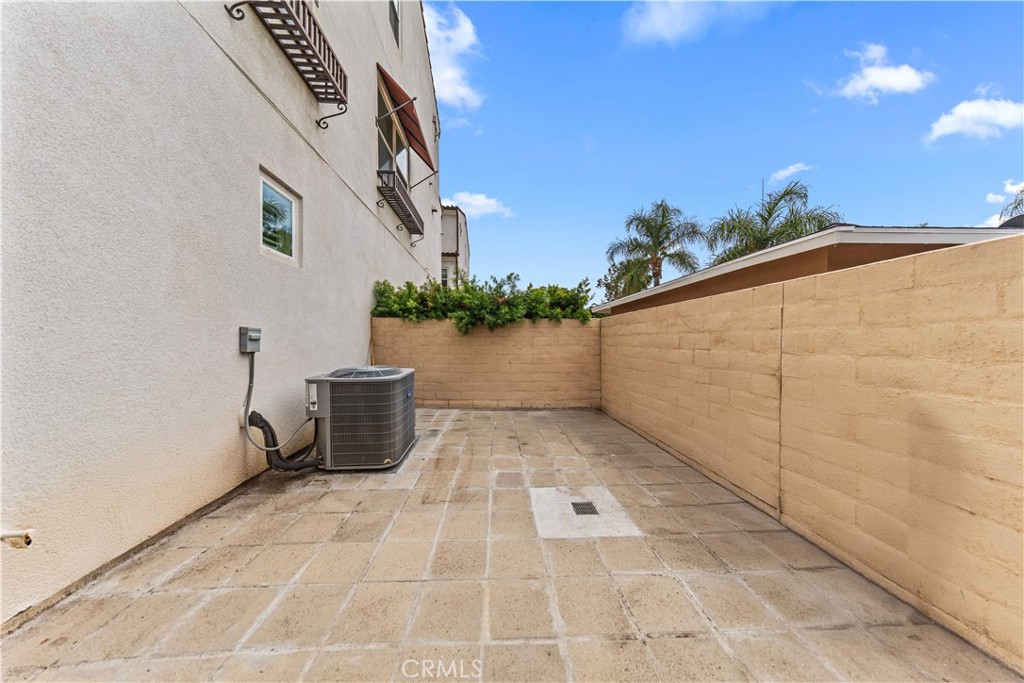 436 W Duarte Road A