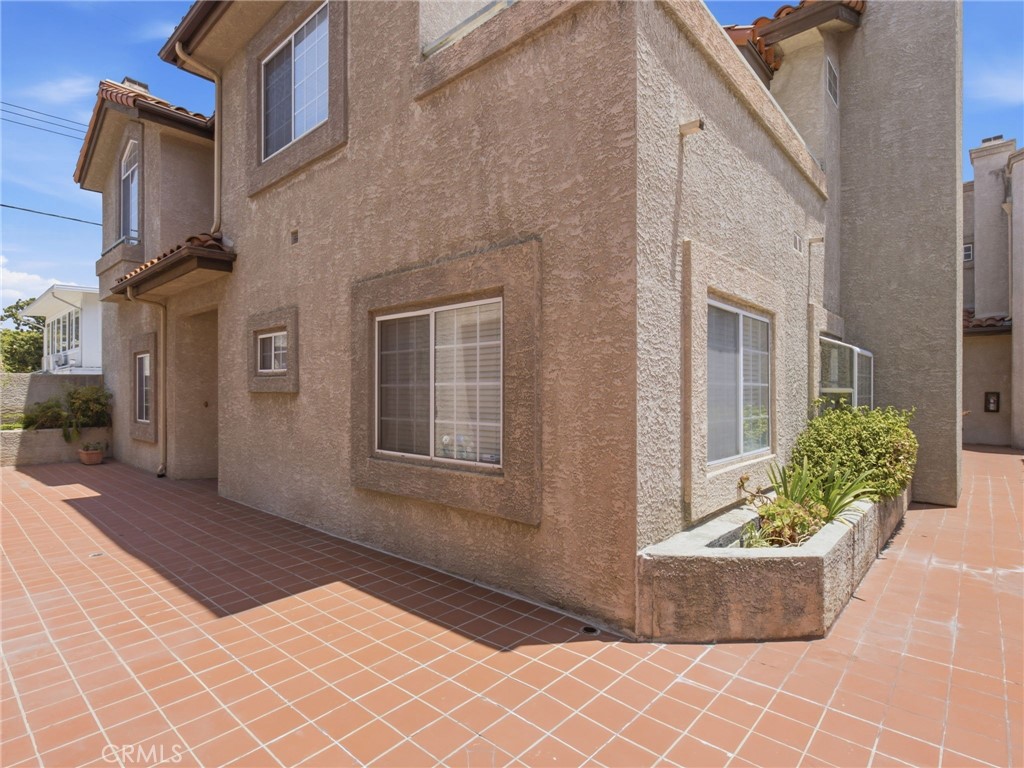 528 N Stoneman