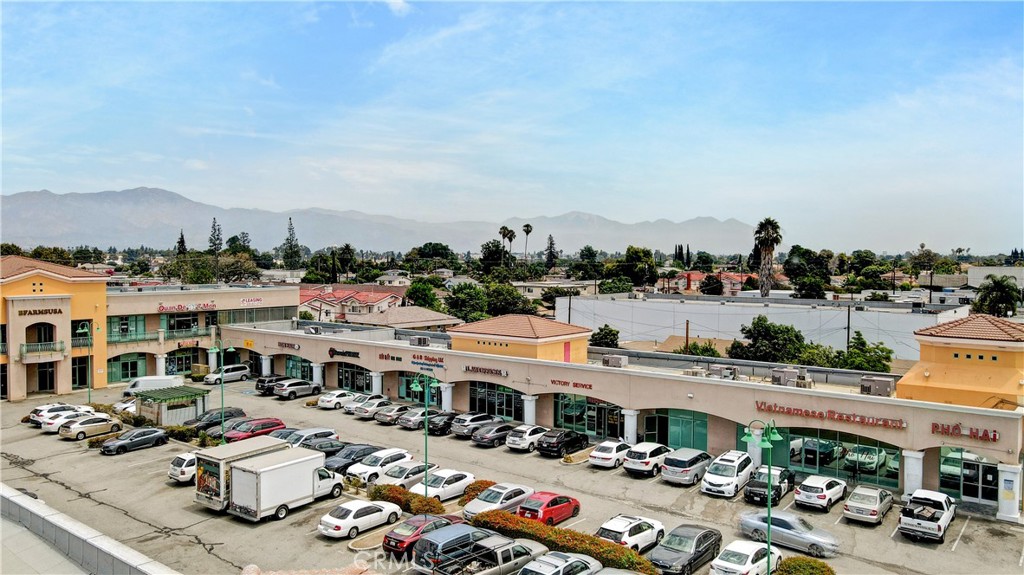 9661 9663 Garvey