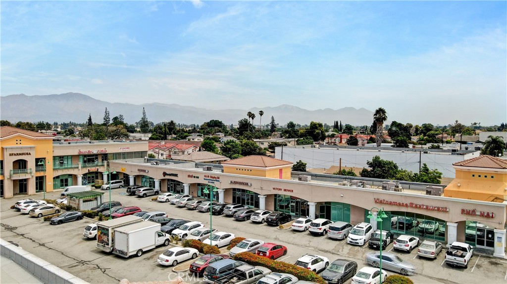 9661 9663 Garvey