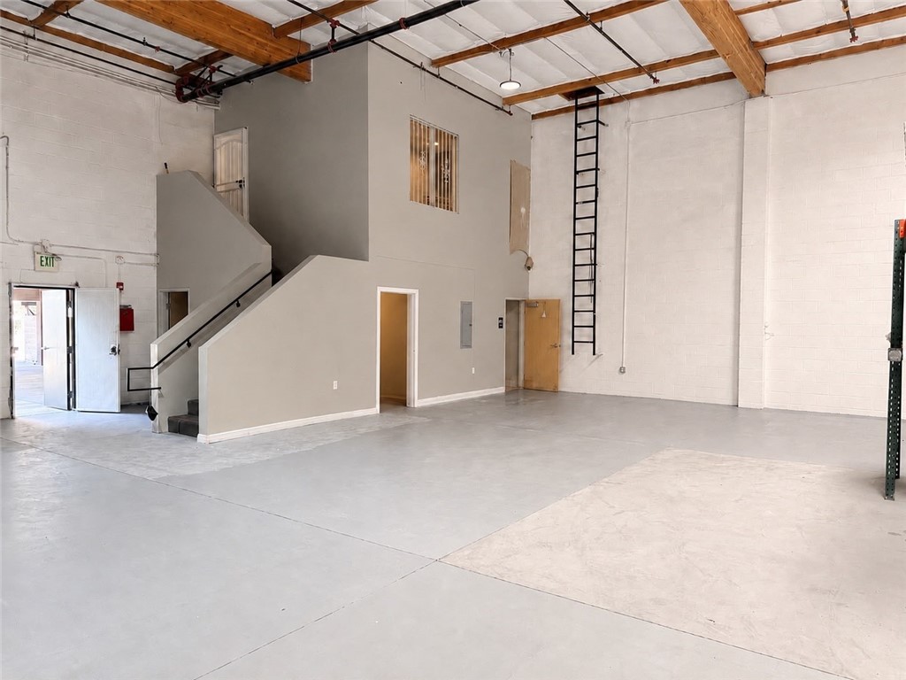 2318 Edwards Avenue
