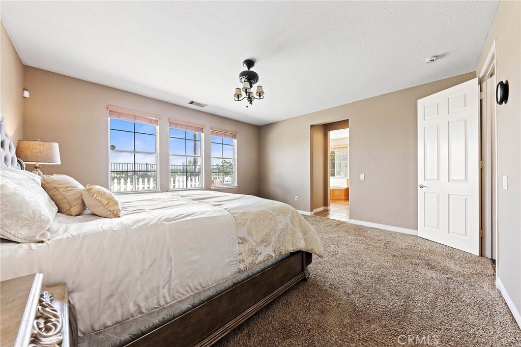 3165 Forest View