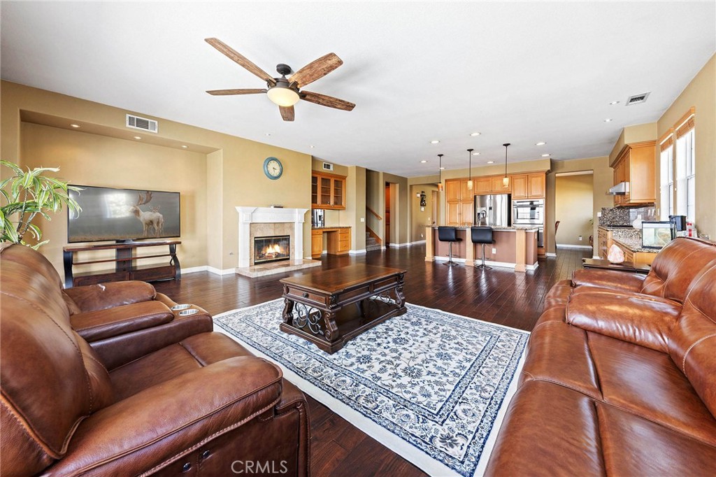 3165 Forest View