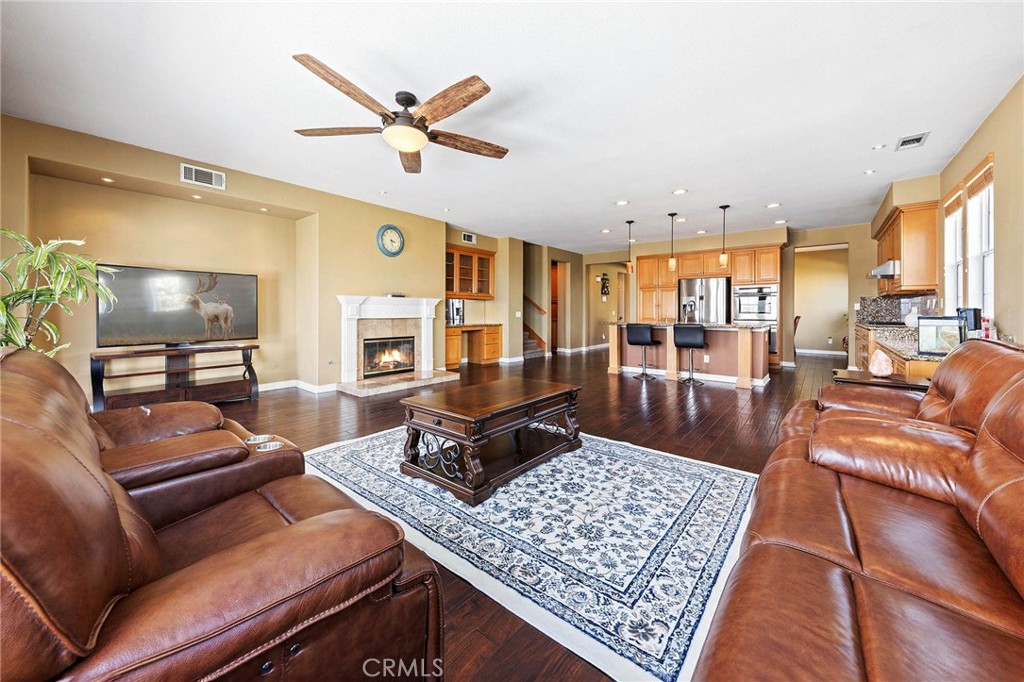 3165 Forest View