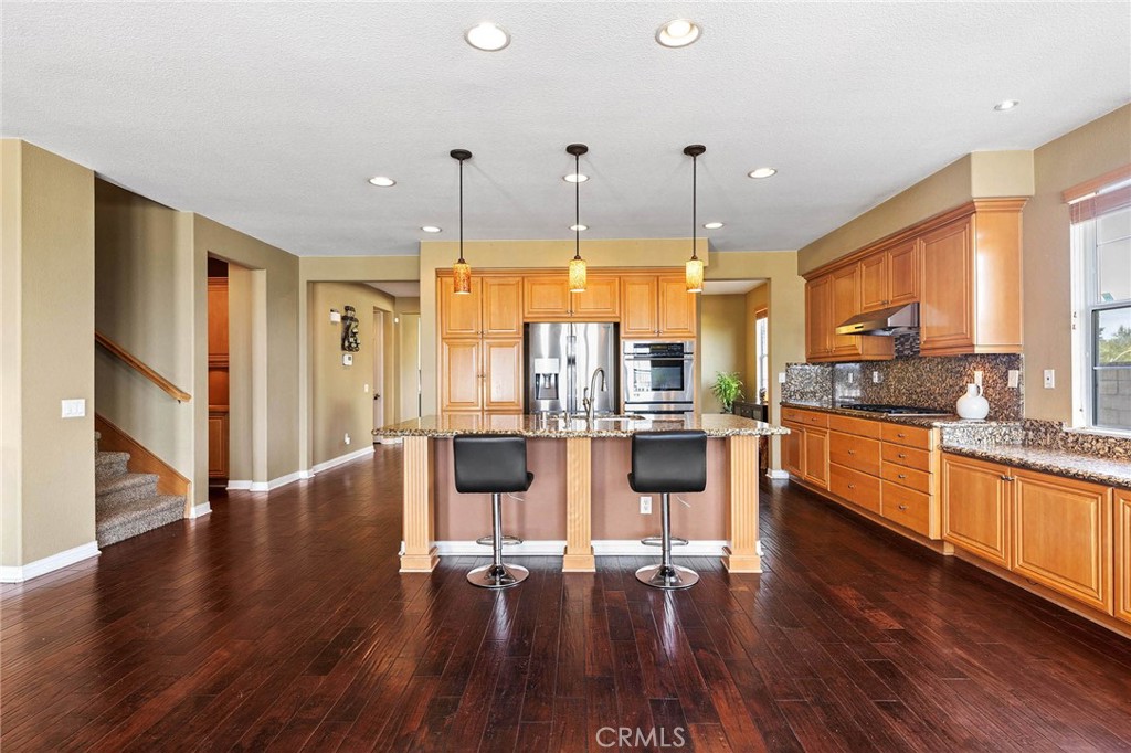 3165 Forest View