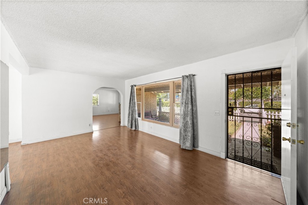 1206 Bannon Avenue