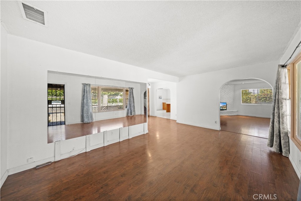 1206 Bannon Avenue