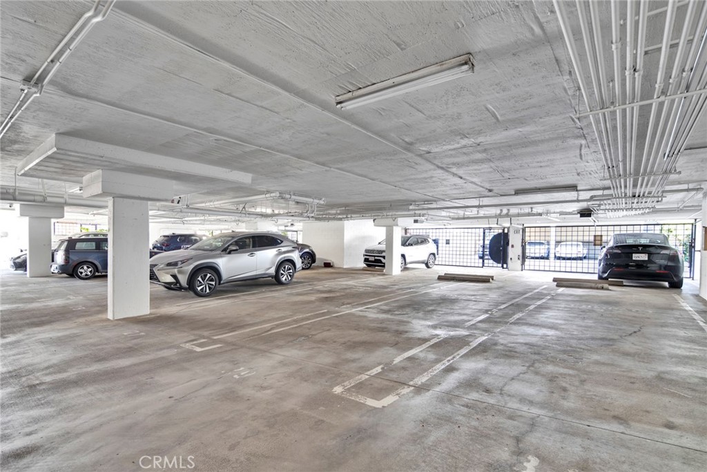 1800 Butler Avenue 104