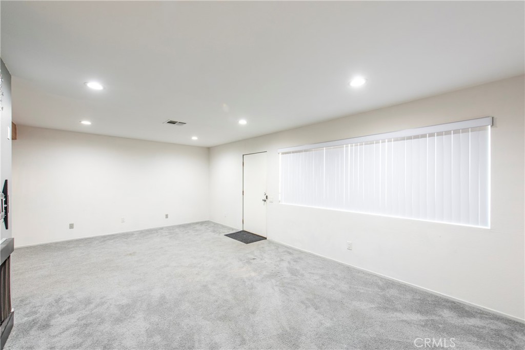 497 S El Molino Avenue 205
