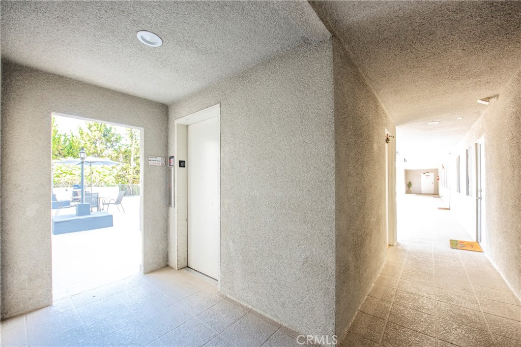 497 S El Molino Avenue 205