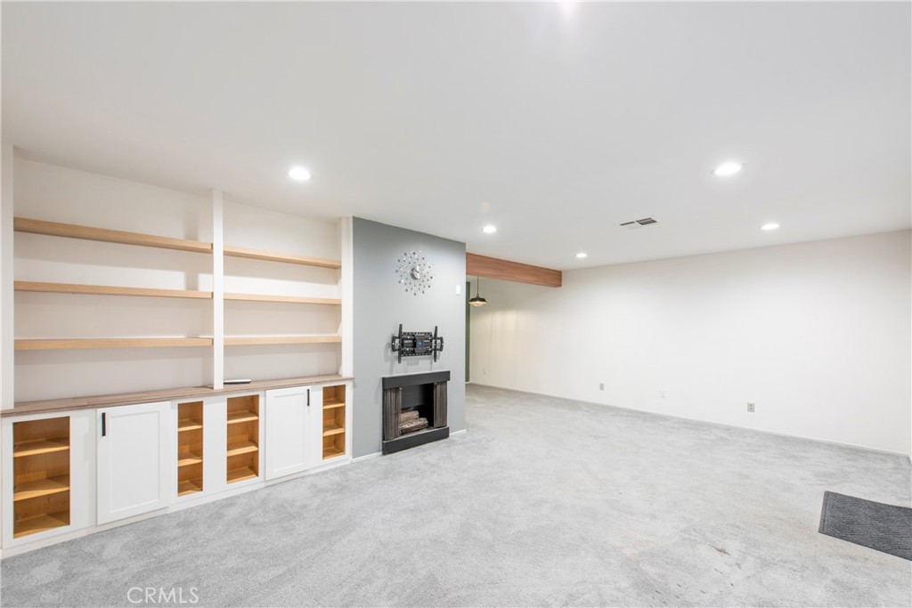 497 S El Molino Avenue 205