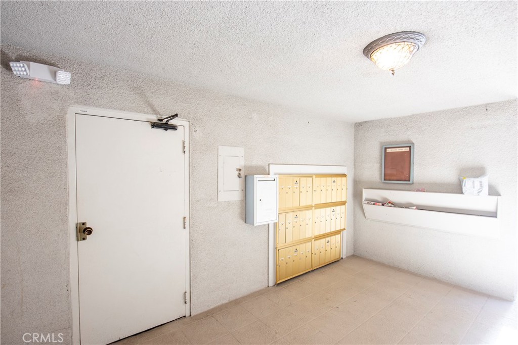497 S El Molino Avenue 205