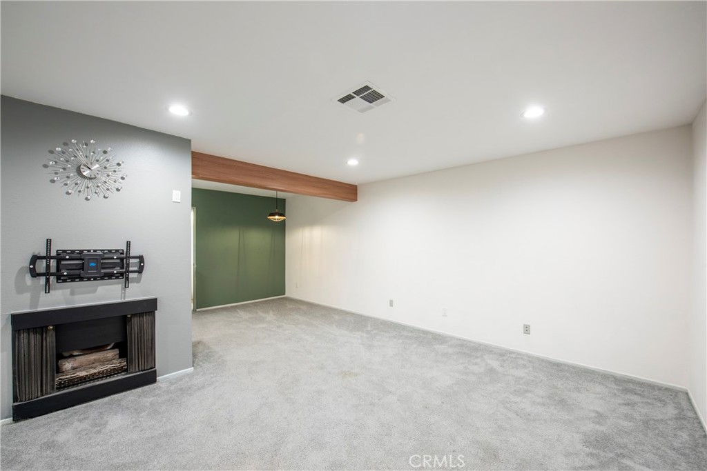 497 S El Molino Avenue 205