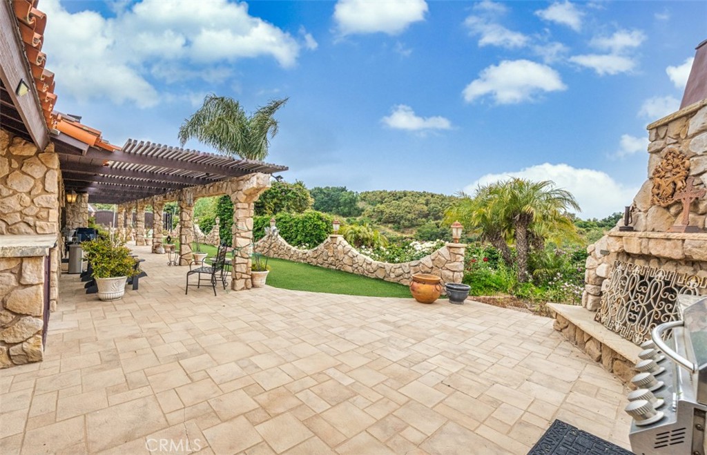 24405 Fuerte Road