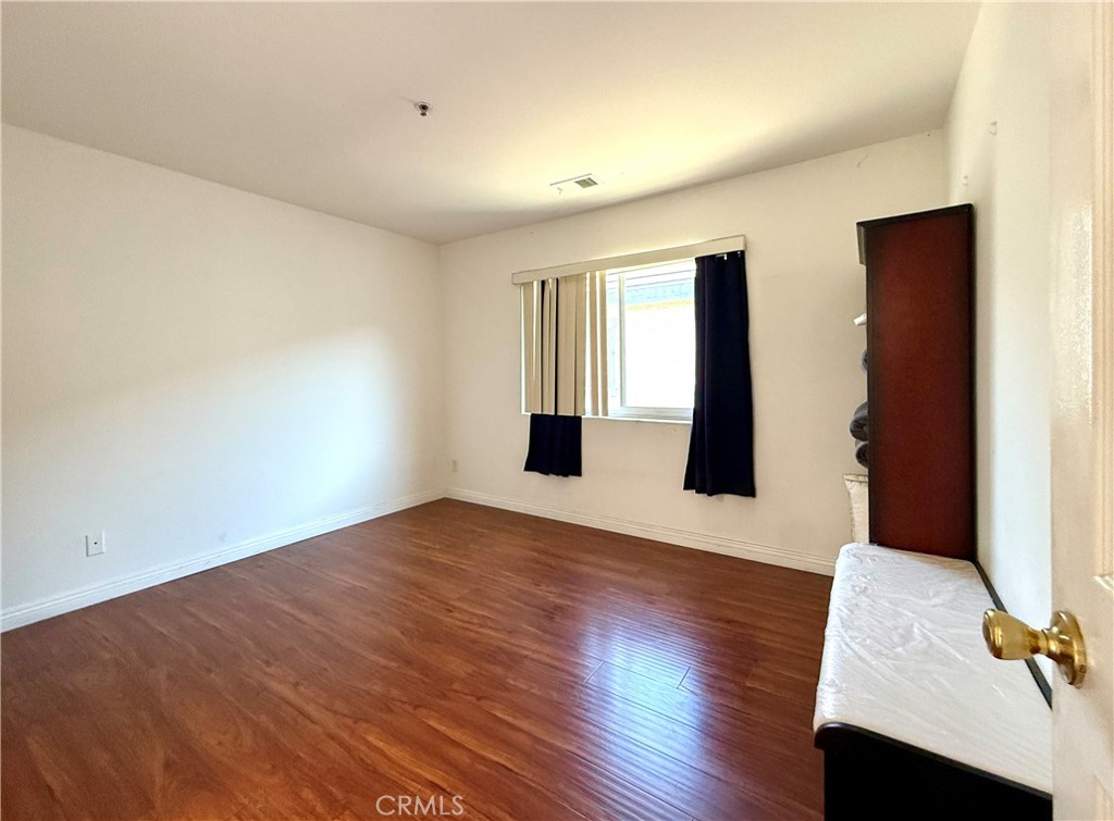123 S Moore
