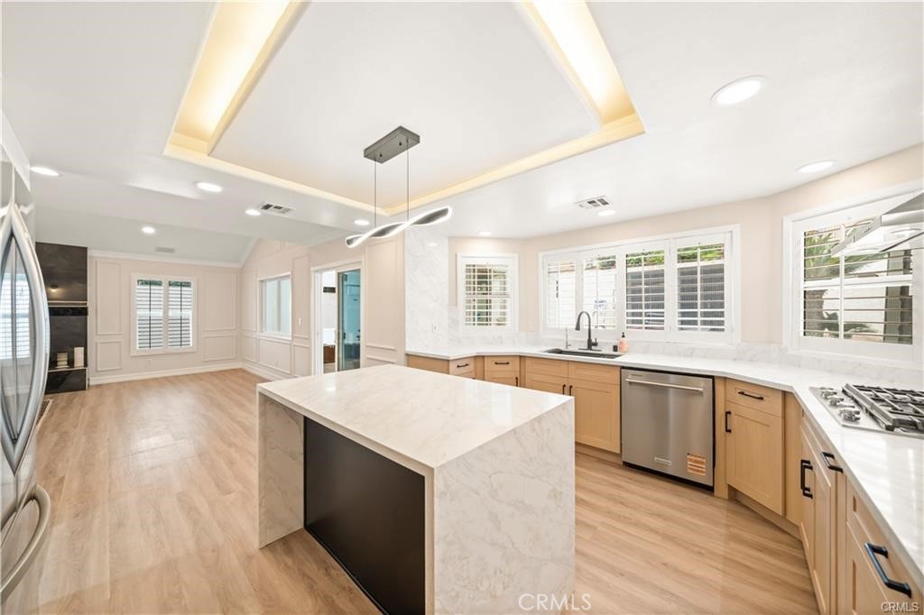 4751 Glen Ivy