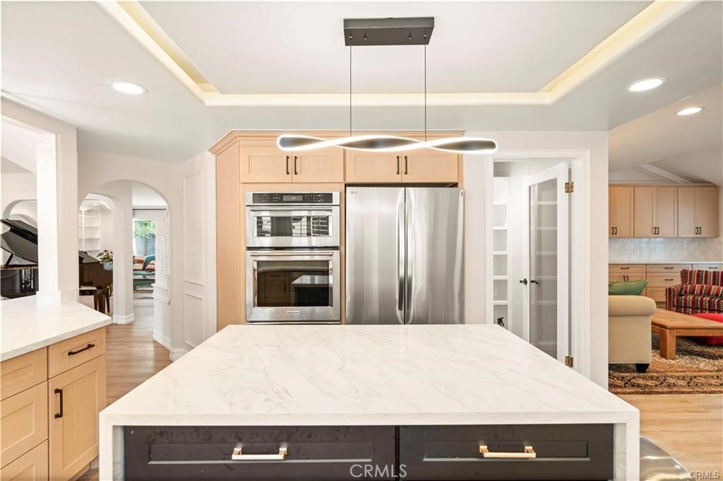 4751 Glen Ivy
