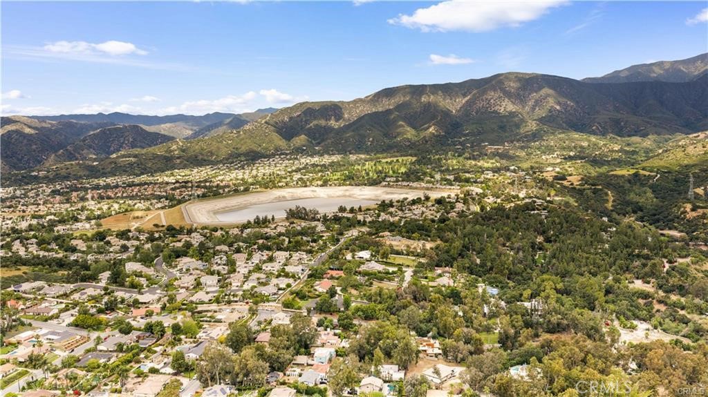 4751 Glen Ivy