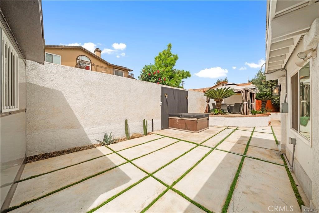 4751 Glen Ivy