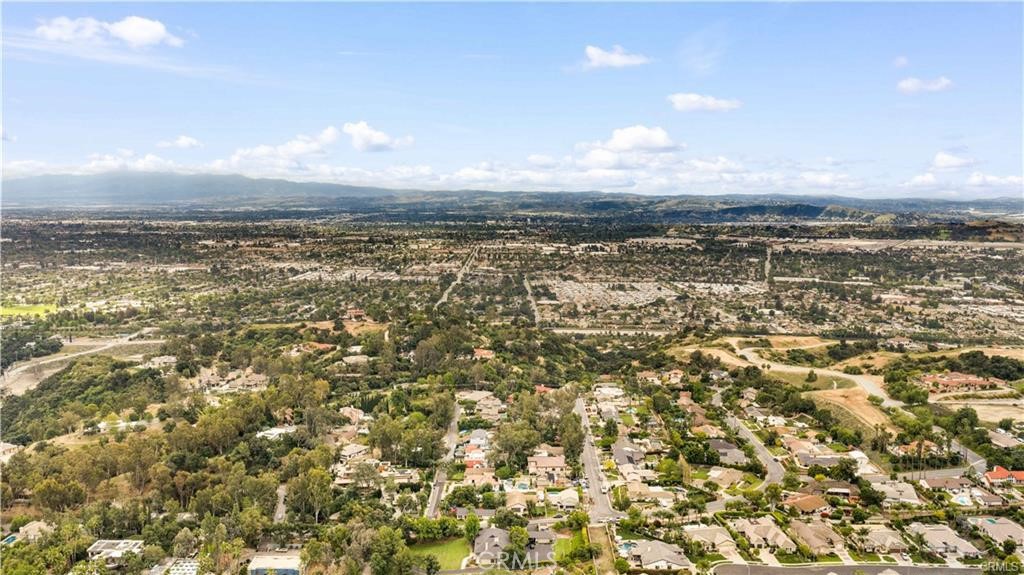4751 Glen Ivy