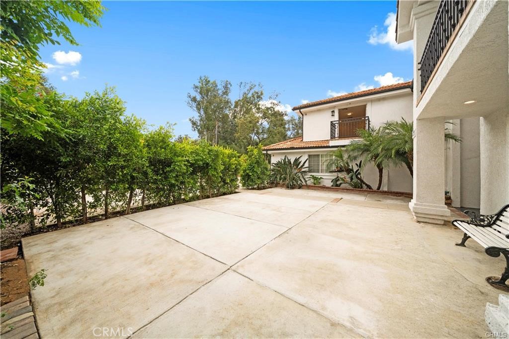 4751 Glen Ivy