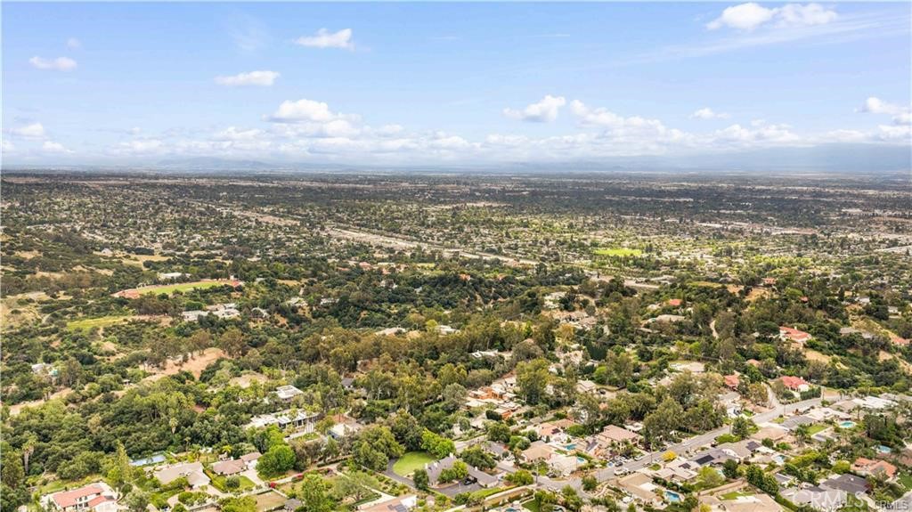 4751 Glen Ivy