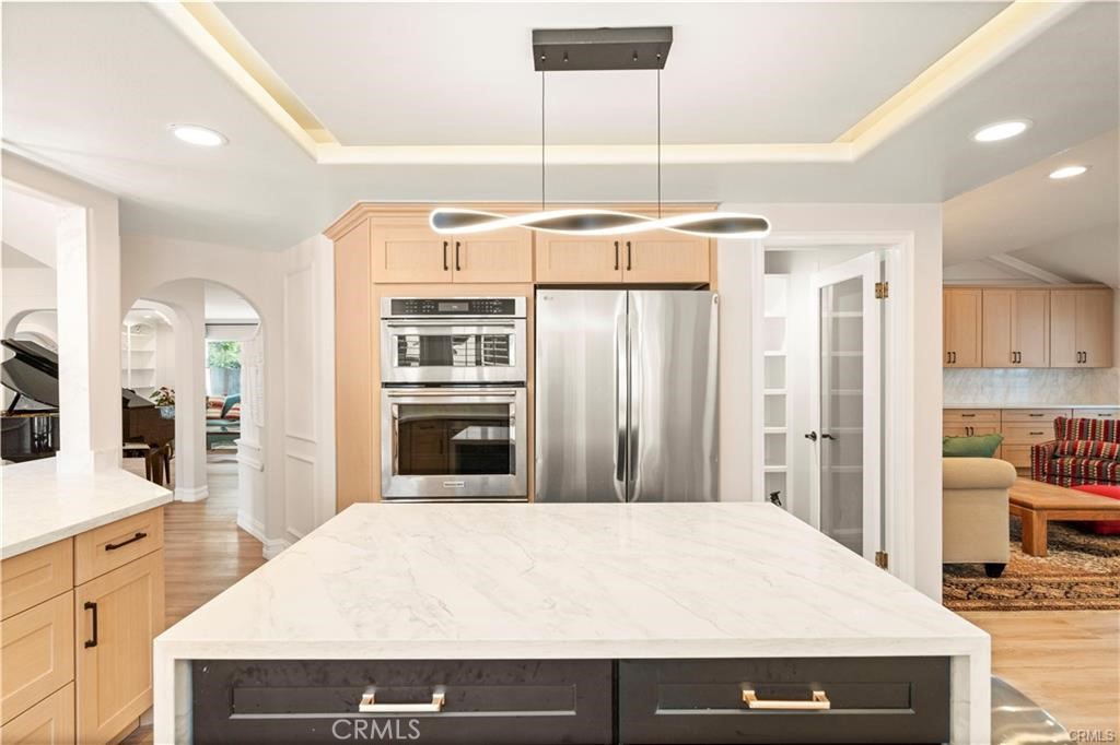 4751 Glen Ivy
