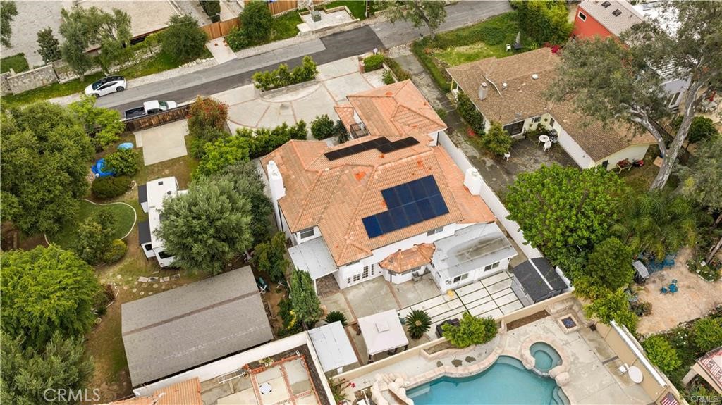 4751 Glen Ivy