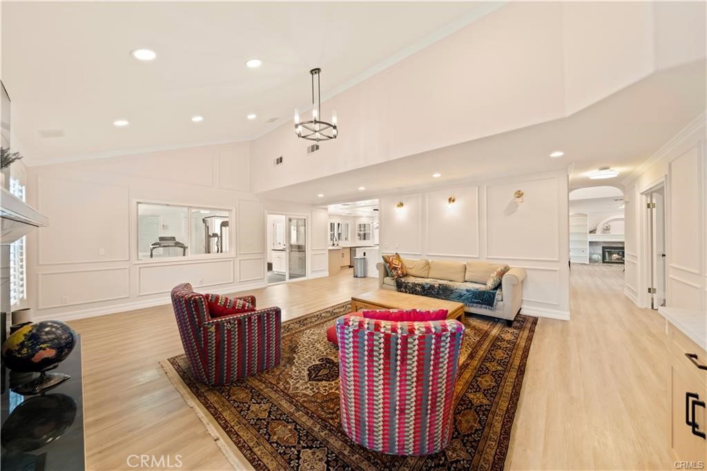 4751 Glen Ivy