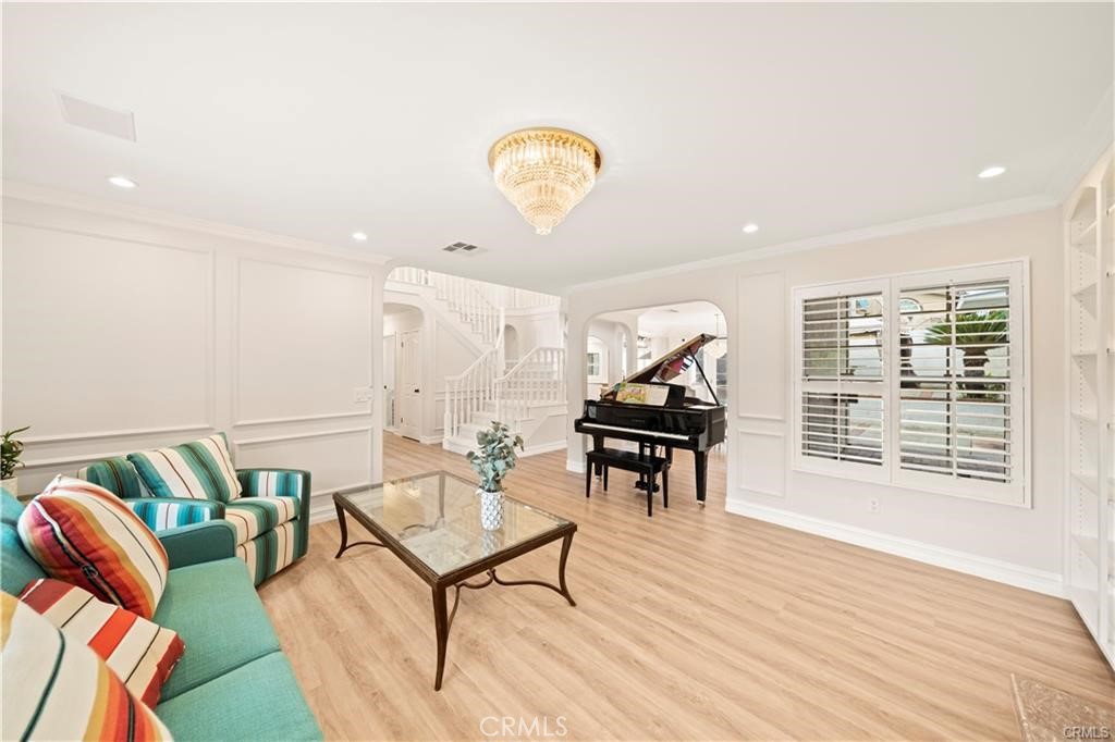 4751 Glen Ivy