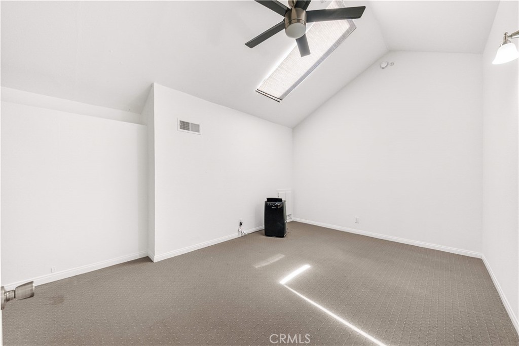 64 N Mar Vista Avenue 327