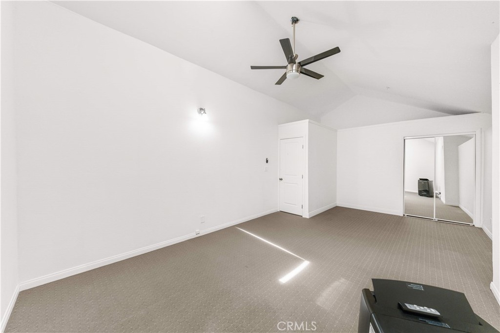 64 N Mar Vista Avenue 327