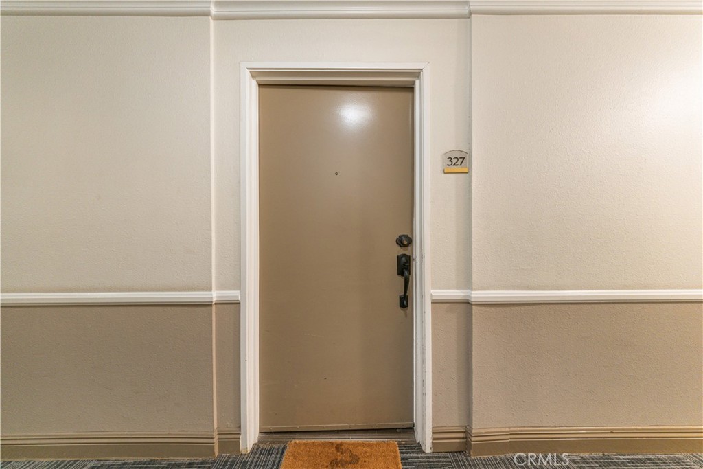 64 N Mar Vista Avenue 327