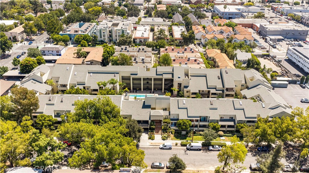 64 N Mar Vista Avenue 327