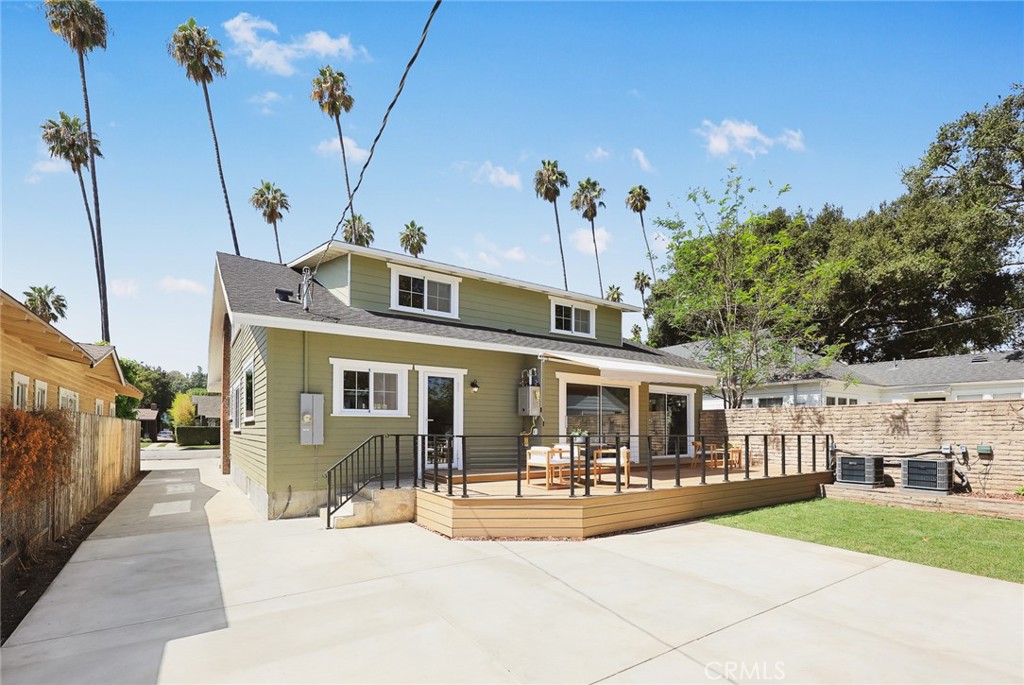 1714 Ramona Ave