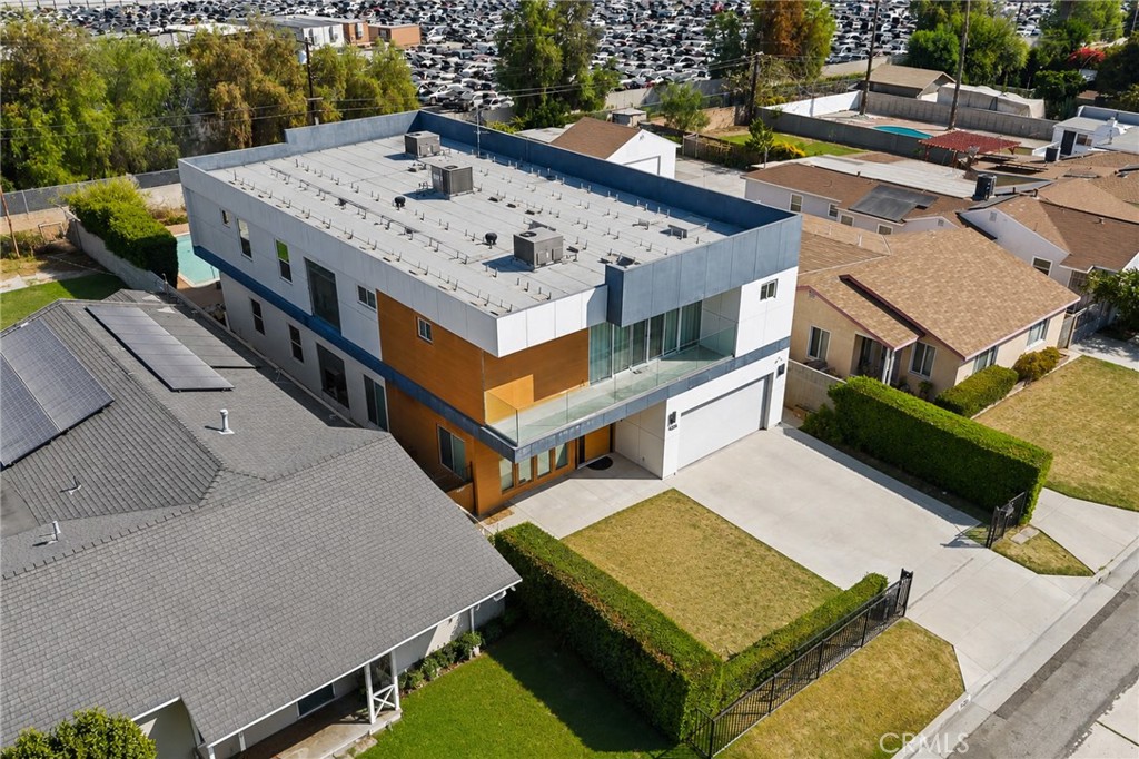 4326 Lynd