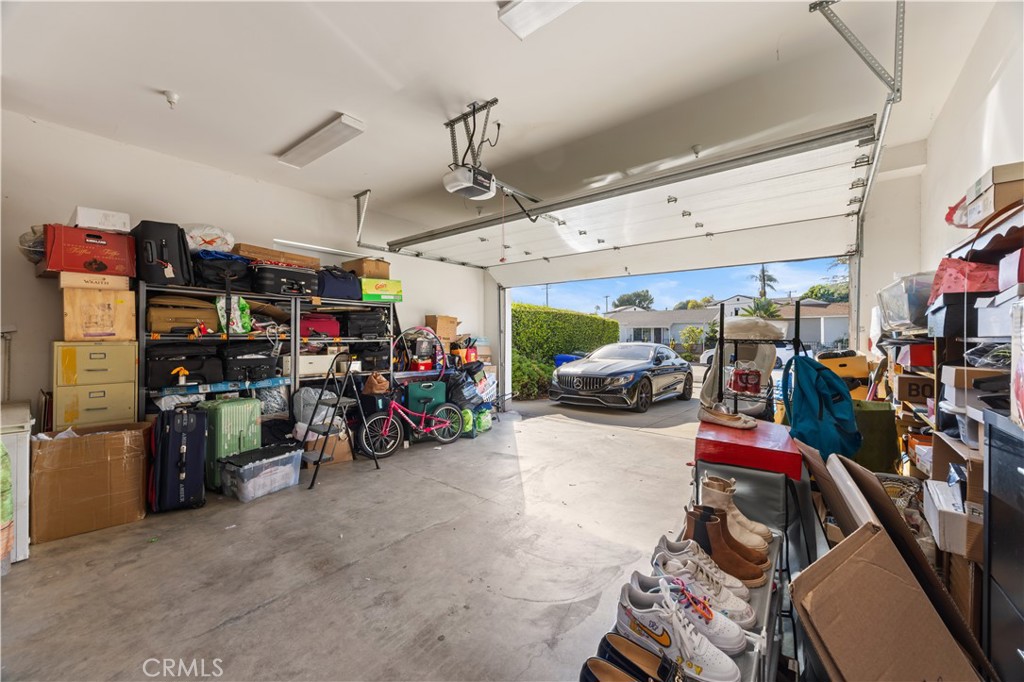 4326 Lynd