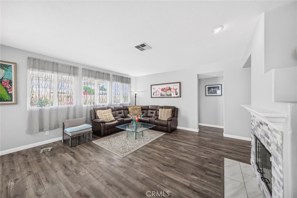 12900 Skokorat Court