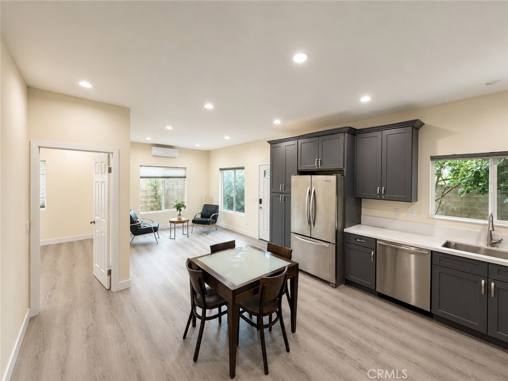 4902 Temple City Blvd