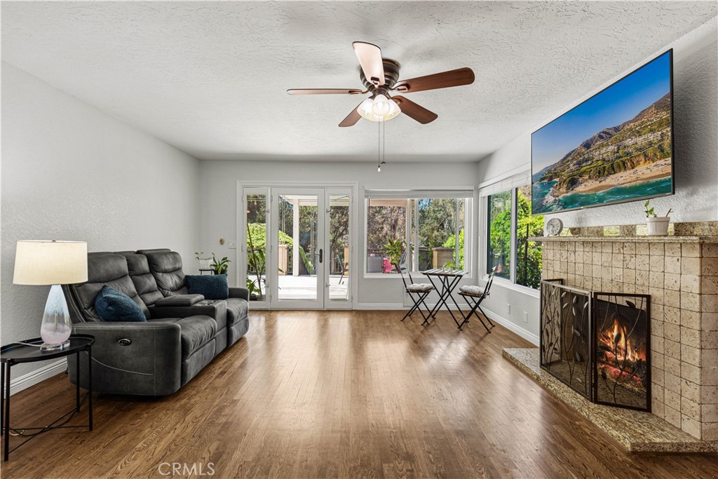 15757 Country Club Dr