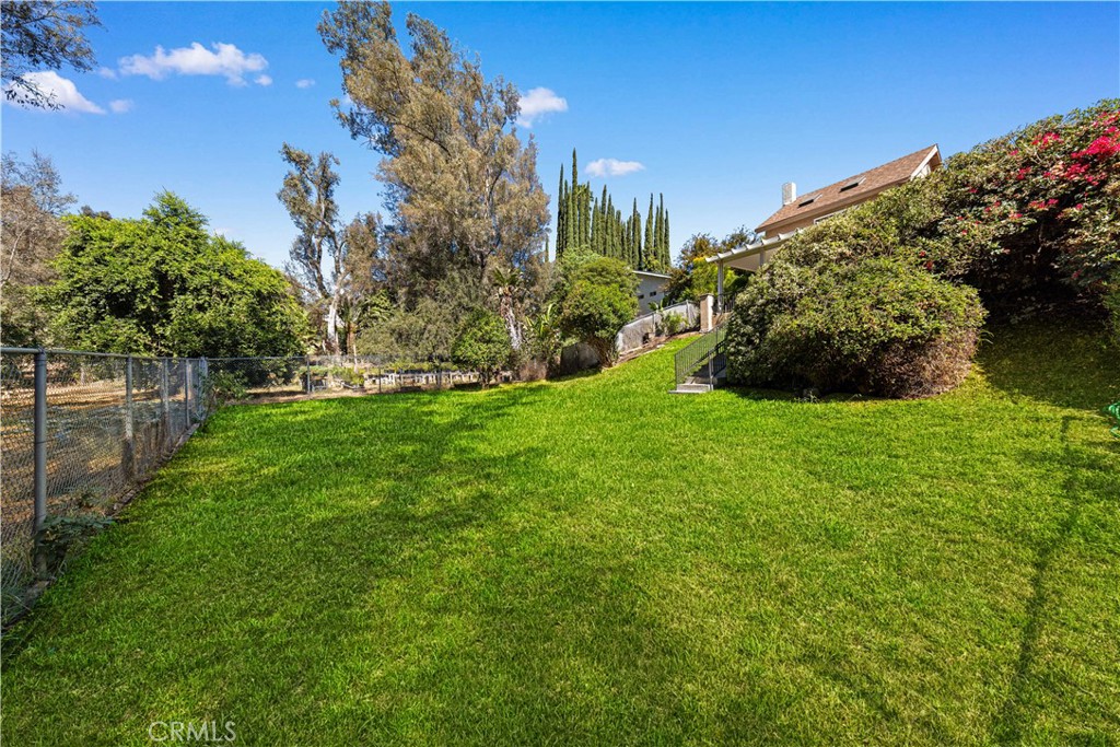 15757 Country Club Dr