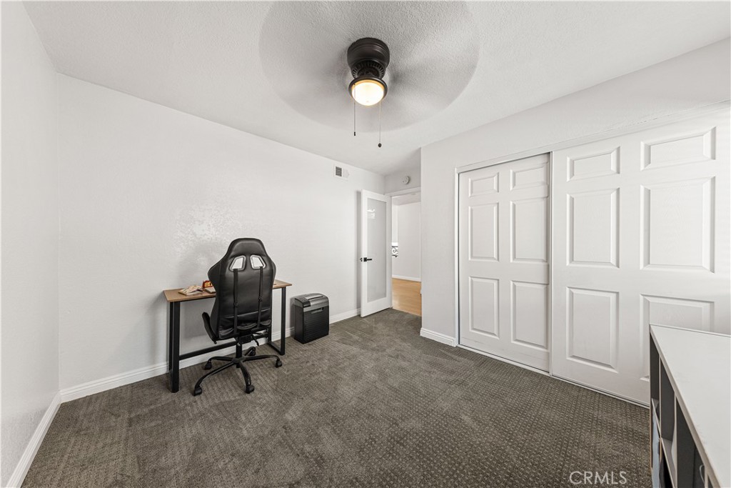 15757 Country Club Dr