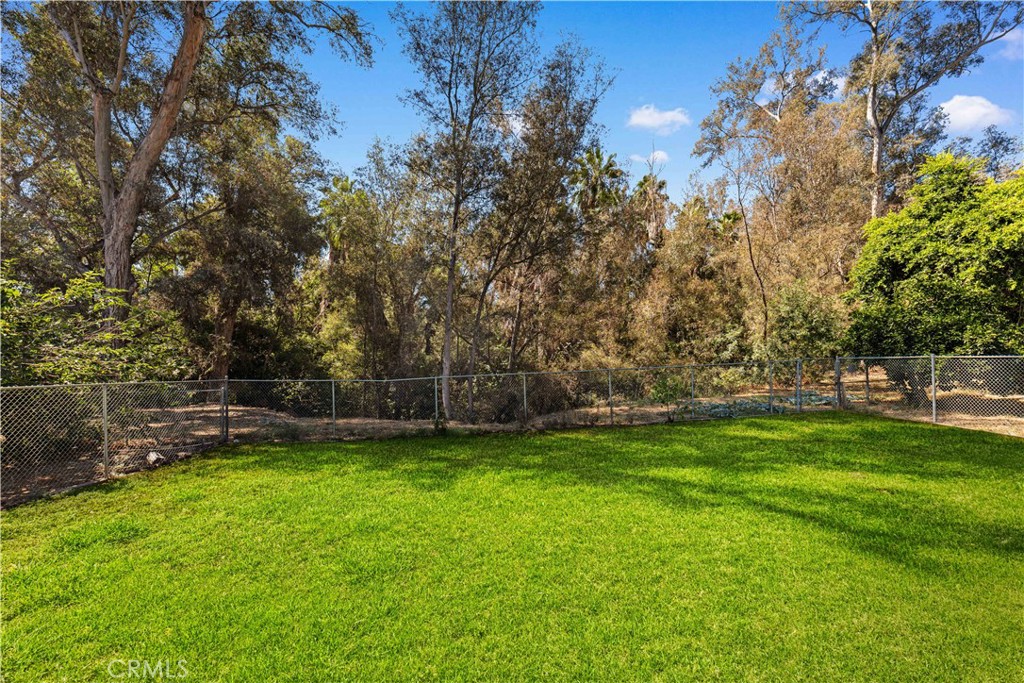 15757 Country Club Dr