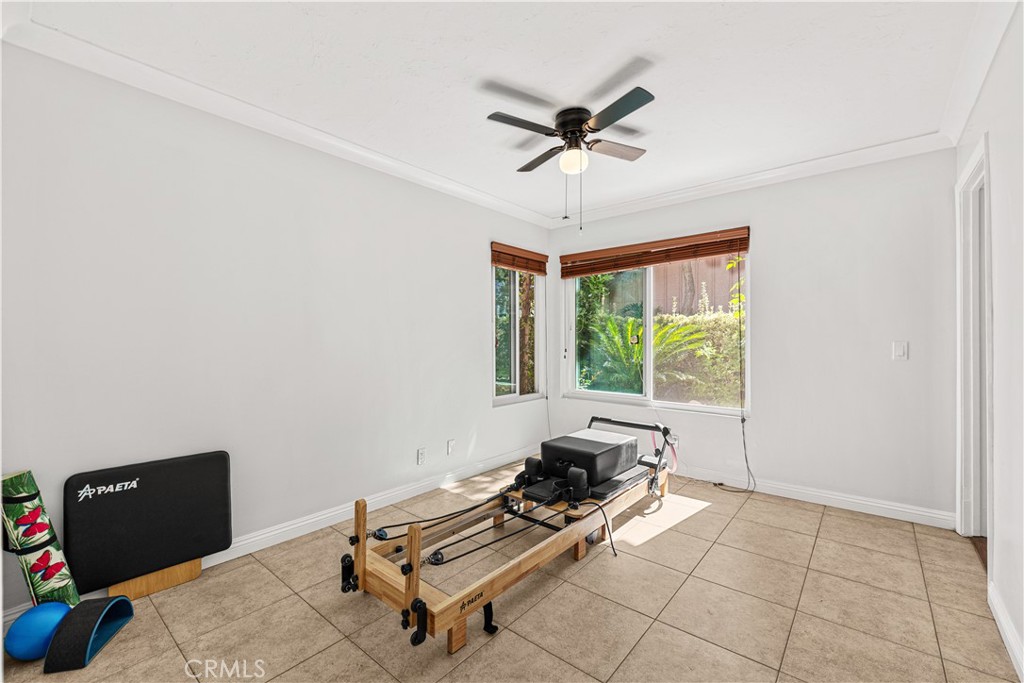 15757 Country Club Dr