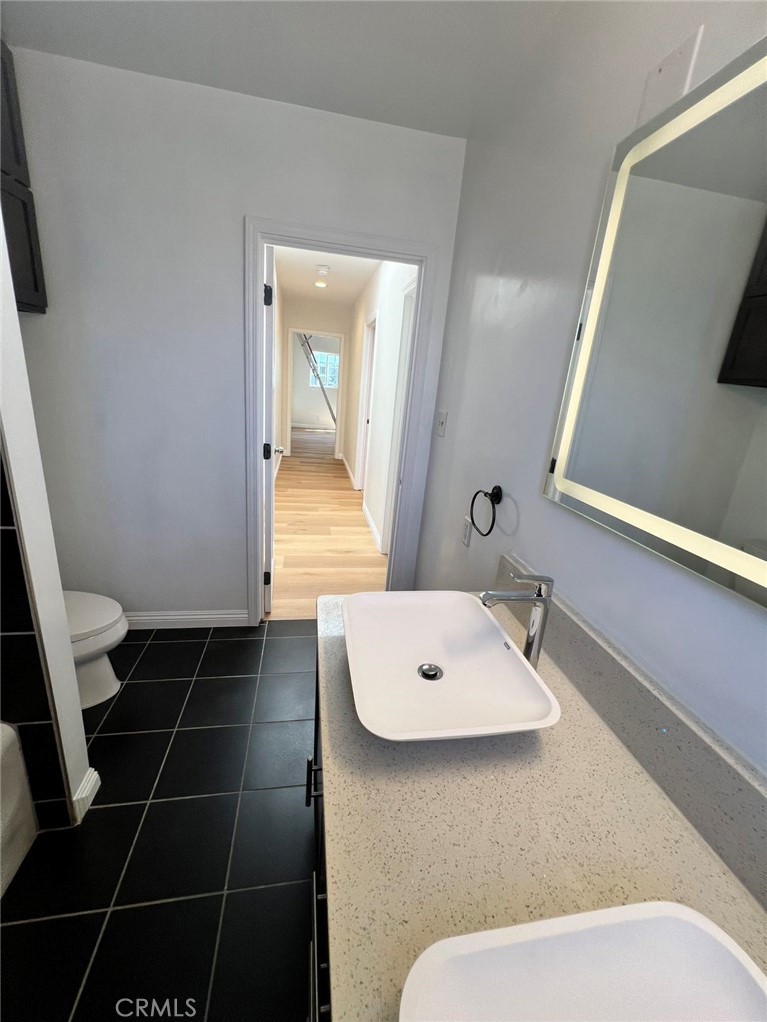 324 W Oliver