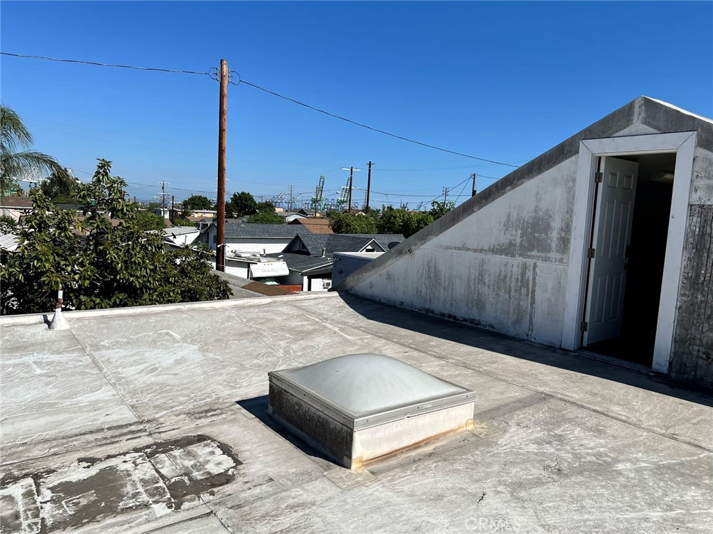 324 W Oliver