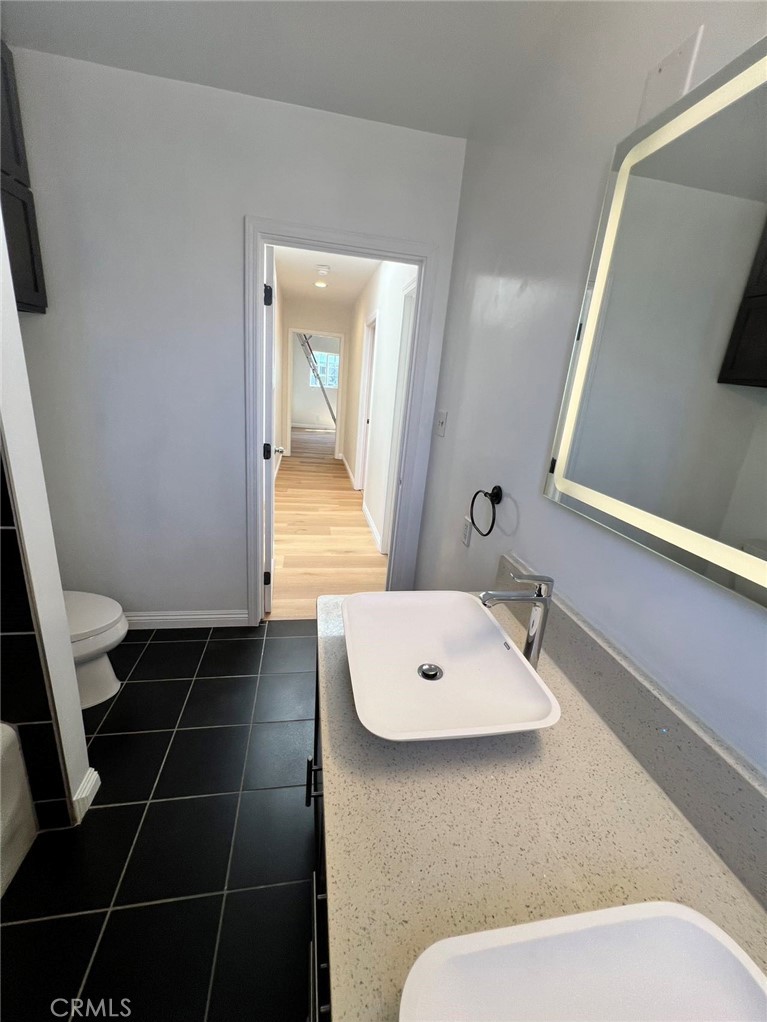 324 W Oliver
